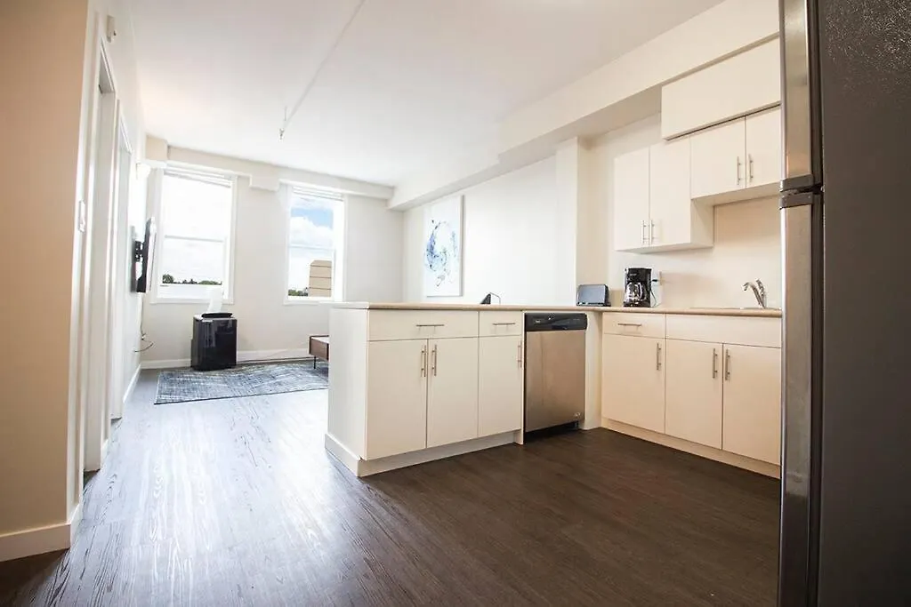 Charming One Bedroom Apartment In St Boniface Winnipeg Kanada